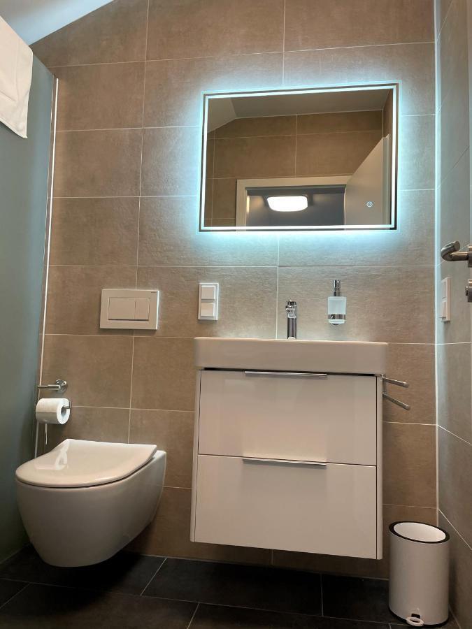 Gaestehaus Veenstra Kelberg Exteriör bild