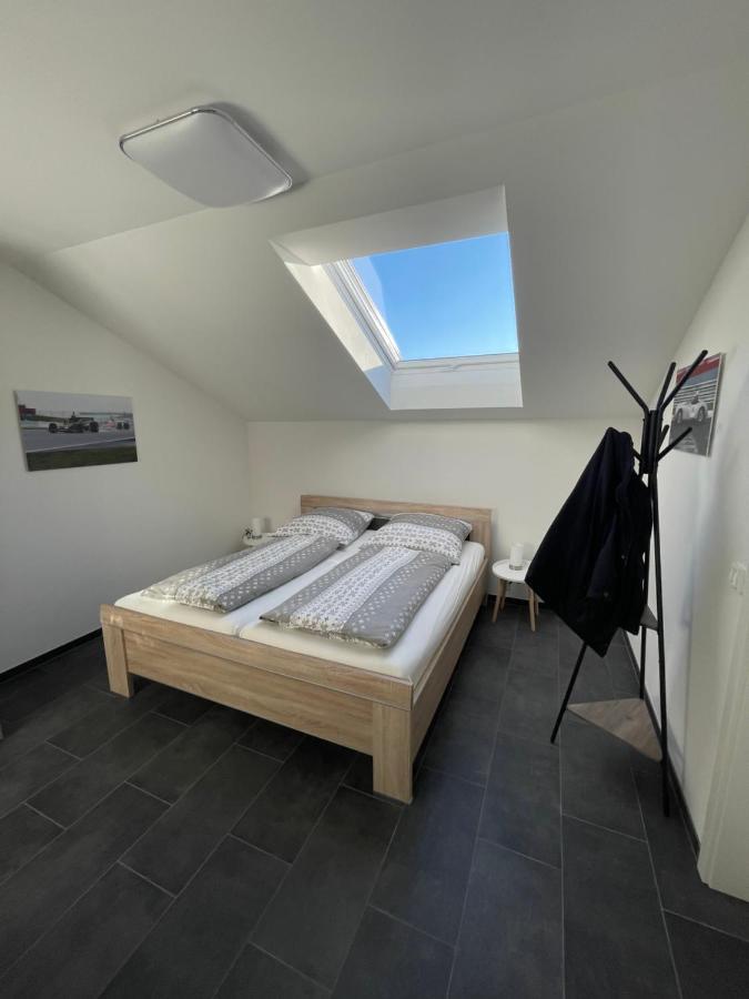 Gaestehaus Veenstra Kelberg Exteriör bild