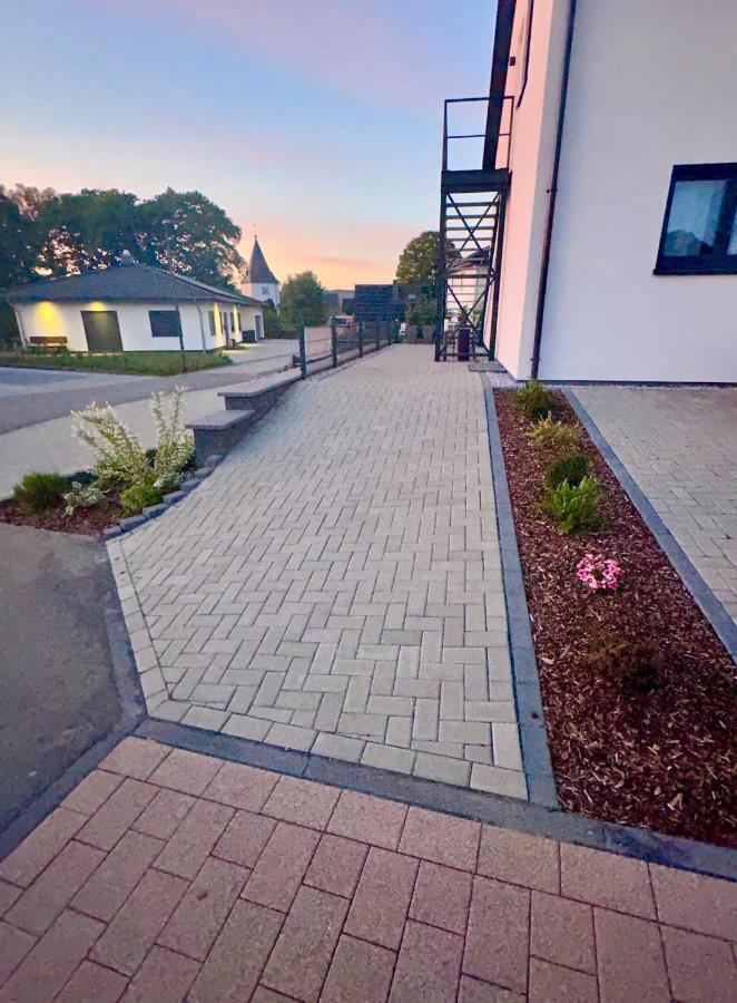 Gaestehaus Veenstra Kelberg Exteriör bild
